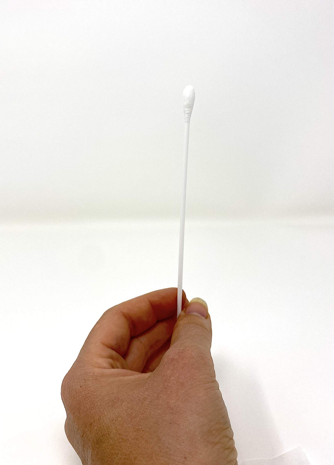 Sterile Cotton Tipped Applicator 6″ by P&P MEDICAL 6 Inch (Length Only)